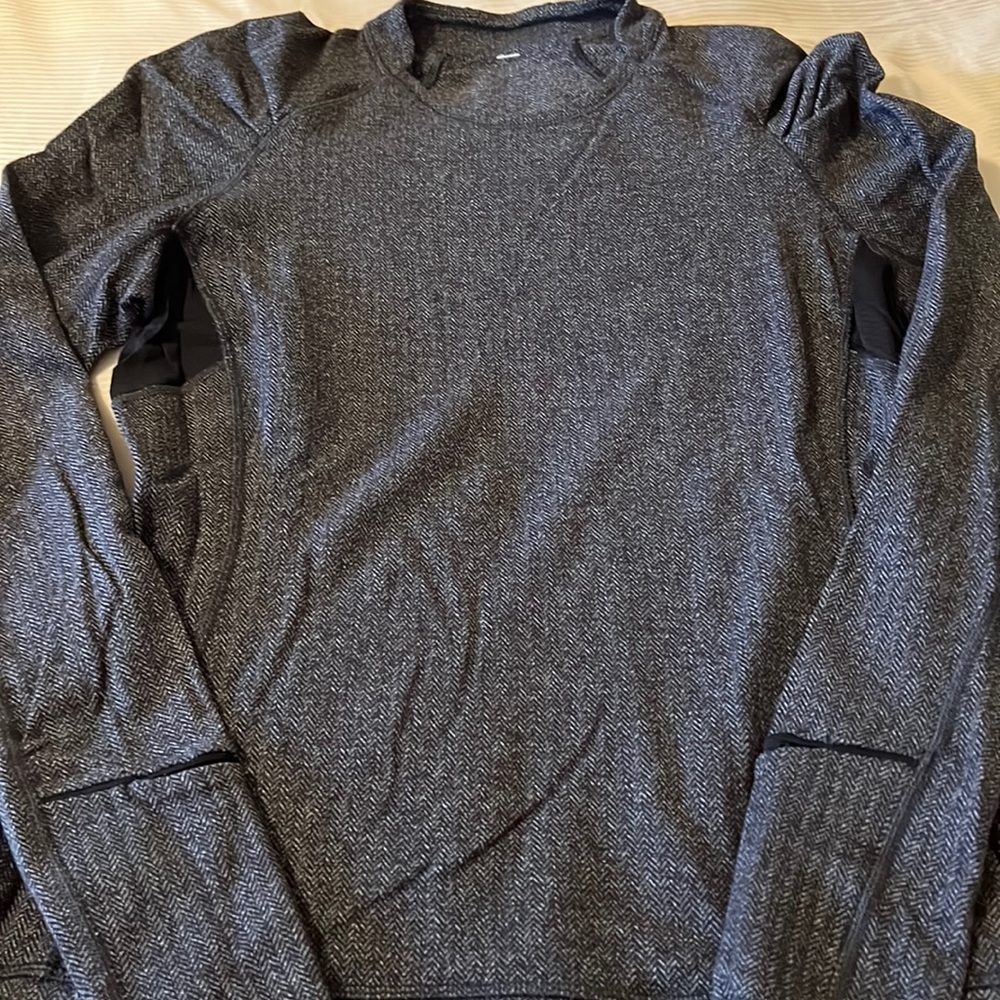 Lululemon Think Fast along Sleeve Size 10